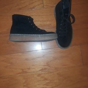 Flatform creeper trainers